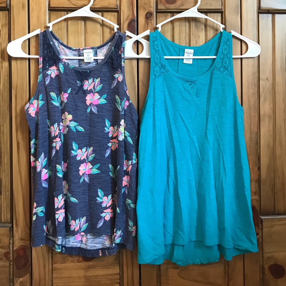 Bundle!! 2 Girls Arizona tank tops size XL (16)